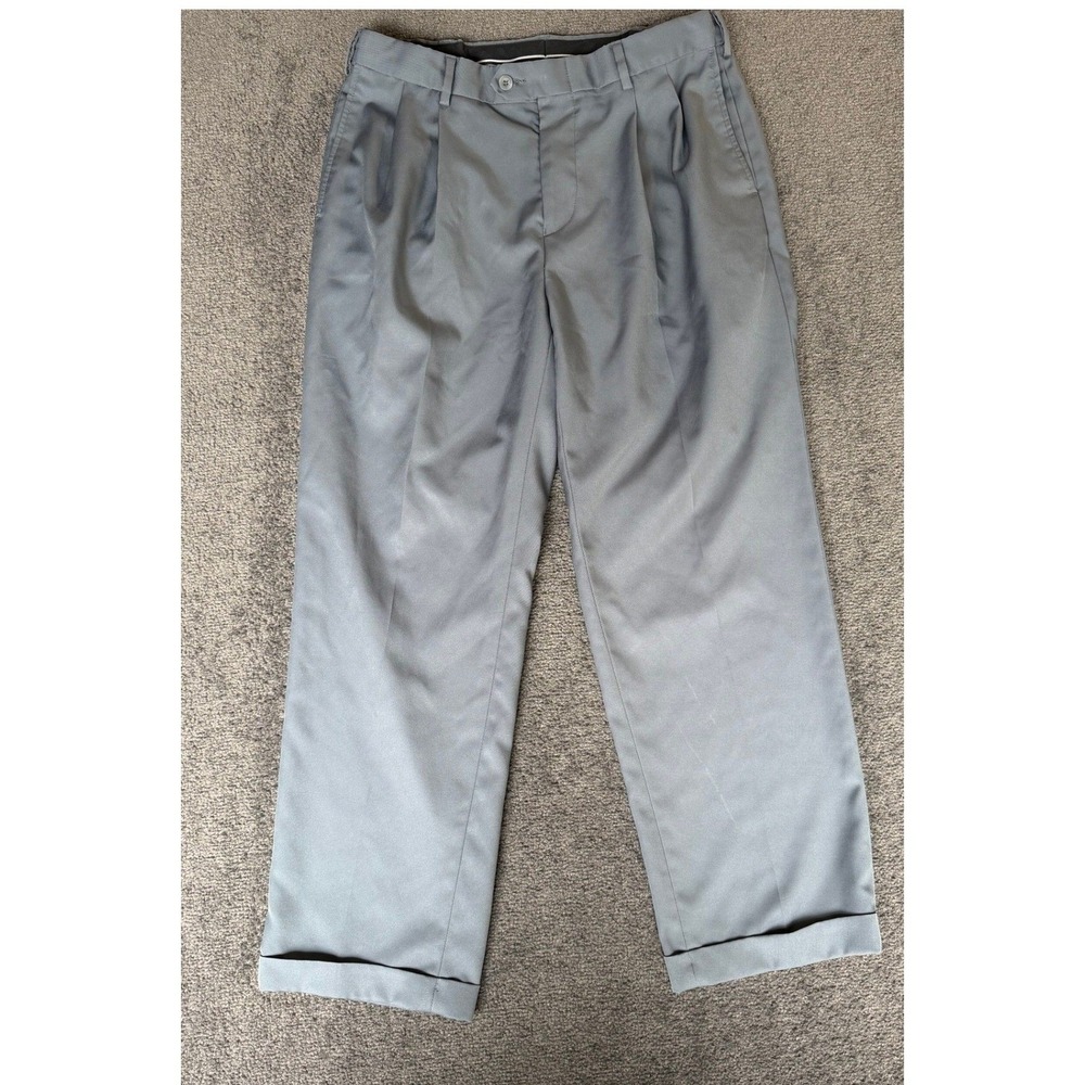 Jos A Bank Traveler Men Gray Double Pleated Cuffed Dress Pants 33x32 Relaxed Fit